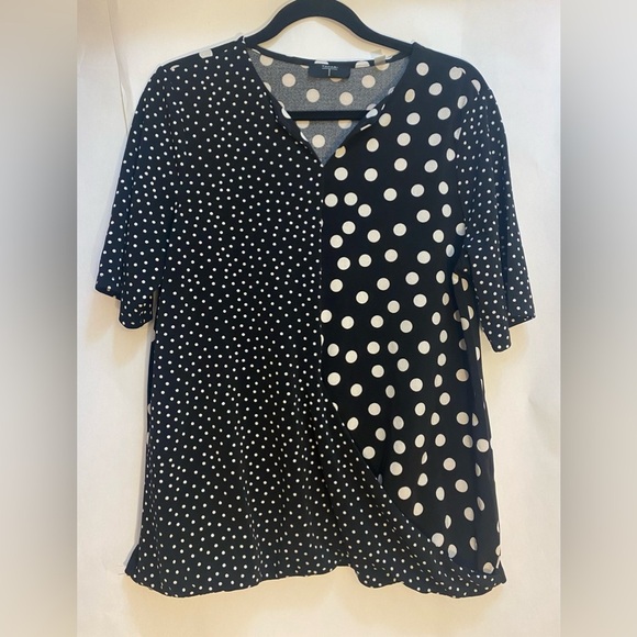 Tahari Women’s Black Polka Dot Elbow Sleeves Crewneck Blouse Top Size Large - Picture 3 of 8